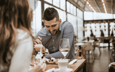 Restaurants, pubs and Hairdressers contribute to growth of UK economy during July