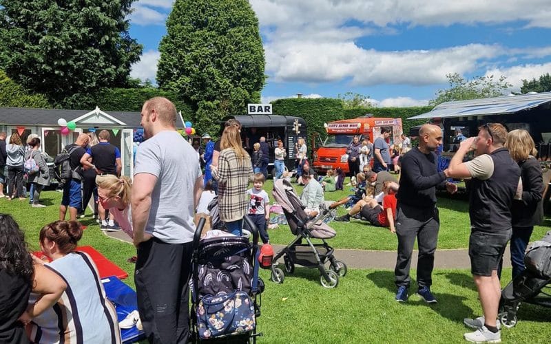 Dorset House Care Home Hosts a Joyous Celebration for Blue Giraffe Childcare’s 15th Anniversary