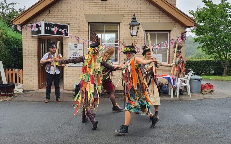 Morris and Clog Dancers to Celebrate a ‘Day of Dance’ at the Severn Valley Railway