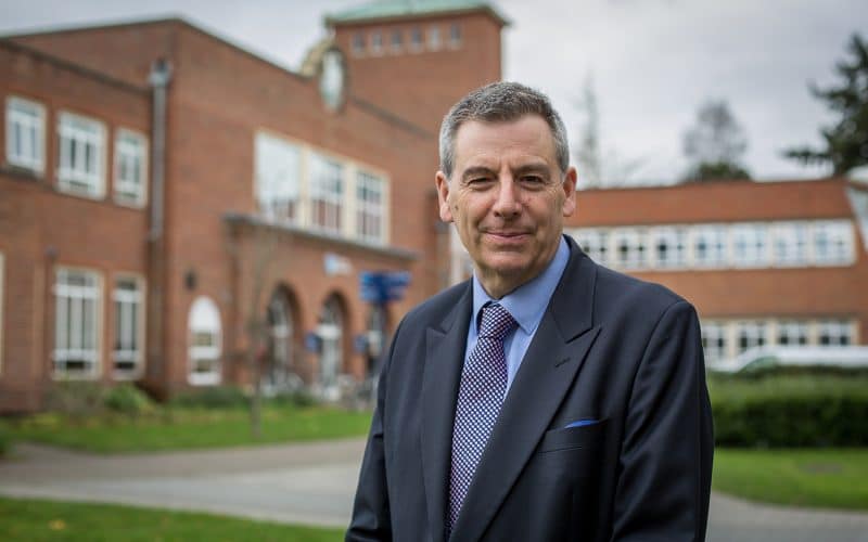 Graduating Students Give University of Worcester Excellent Marks