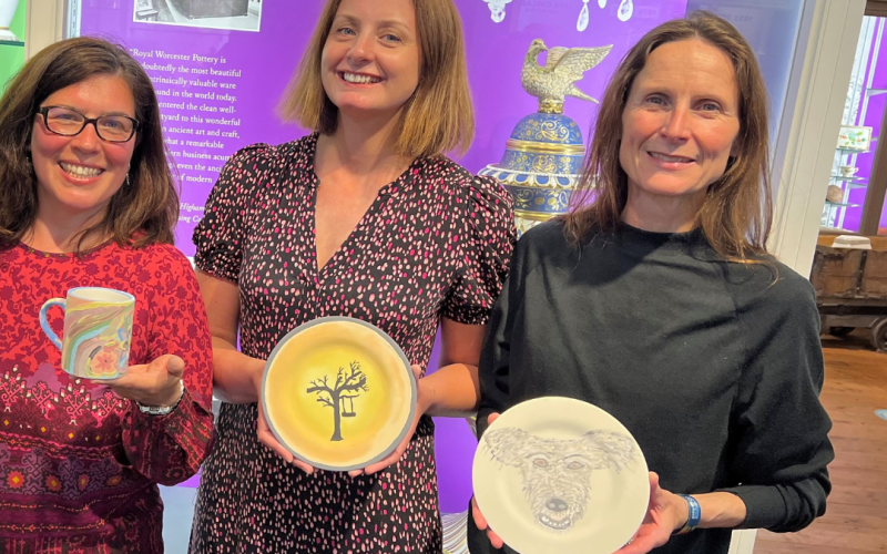 Mulled Wine paint-your-own-pottery experience – Friday 8 November